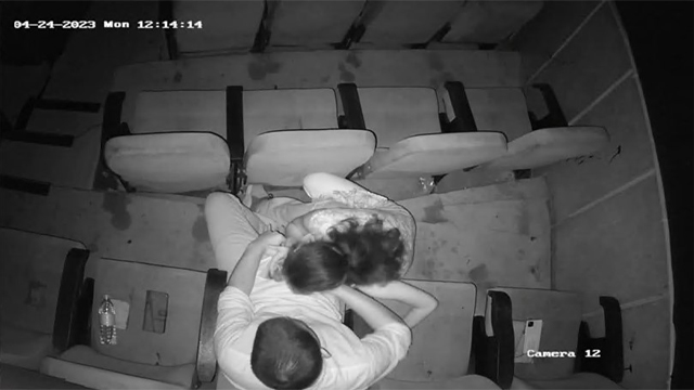 Couple in Theatre Giving Blowjob Boobs Sucking Free Watching