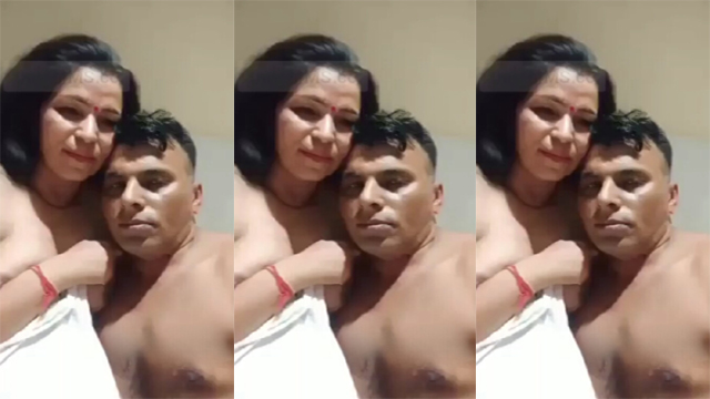 Cheater Mature Aunty Fucking – With Lover In Hotel Porn