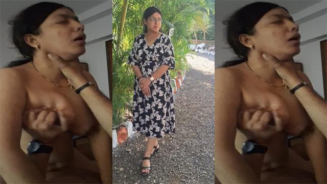 Cuckold Horny Priya Bhabi Riding With Horny Expressions