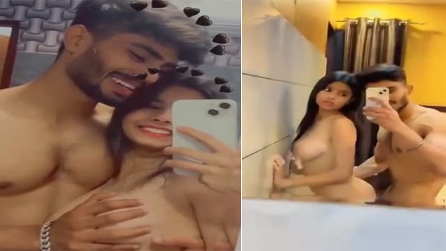 Mirror selfie and sex of an Indian teenage couple video
