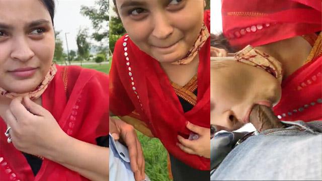 Telegu Desi Girl Deep Blowjob in Village Outdoor